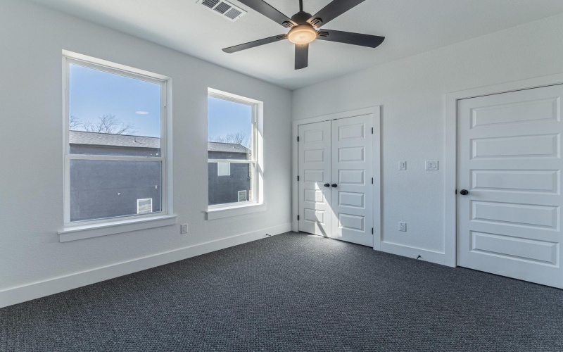 1010 E Marble Street, Burnet, TX 78611, 6 Habitaciones Habitaciones , ,5 BañosBaños,Residential Multi Family,En Venta,1010 E Marble Street,0,176626