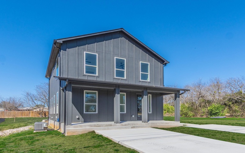 1010 E Marble Street, Burnet, TX 78611, 6 Habitaciones Habitaciones , ,5 BañosBaños,Residential Multi Family,En Venta,1010 E Marble Street,0,176626