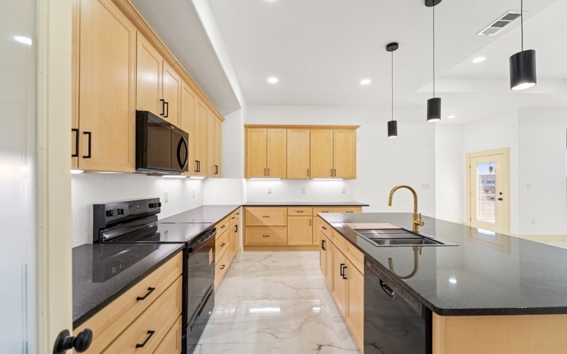 11699 W Pagoda, Odessa, TX 79763, 4 Habitaciones Habitaciones , ,2 BañosBaños,Residential,En Venta,11699 W Pagoda,0,167627