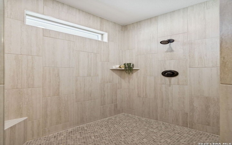 1555 birch, Fischer, TX 78623, 4 Habitaciones Habitaciones , ,2 BañosBaños,Residential,En Venta,1555 birch,0,1943492