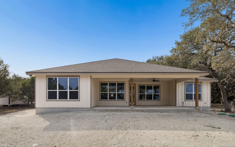 1555 birch, Fischer, TX 78623, 4 Habitaciones Habitaciones , ,2 BañosBaños,Residential,En Venta,1555 birch,0,1943492