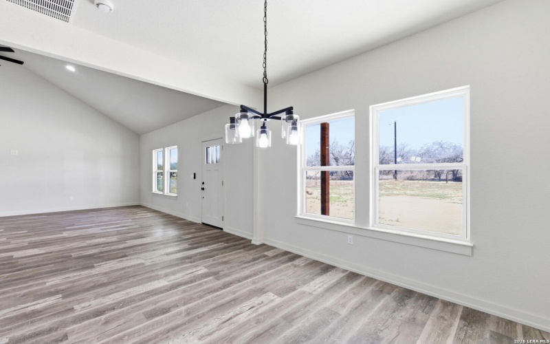 374 County Road 124, Floresville, TX 78114, 3 Habitaciones Habitaciones , ,2 BañosBaños,Residential,En Venta,374 County Road 124,0,1943647