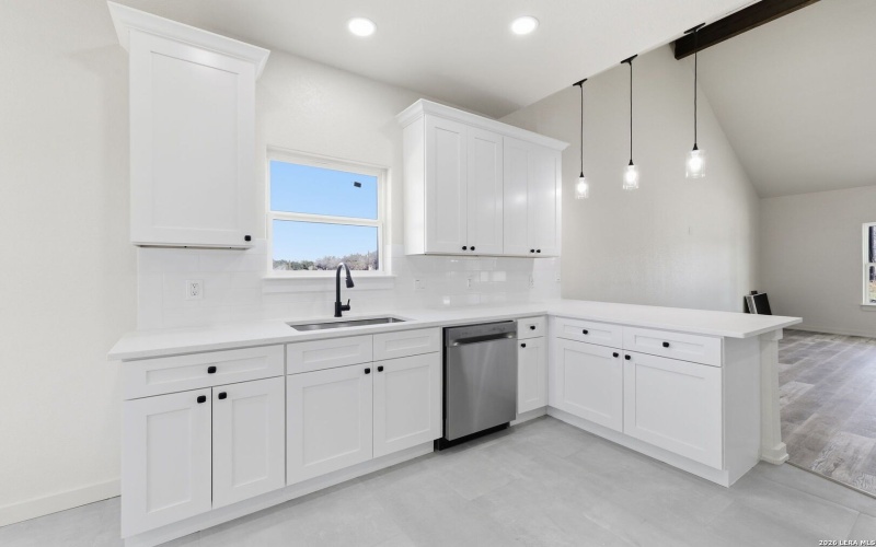 374 County Road 124, Floresville, TX 78114, 3 Habitaciones Habitaciones , ,2 BañosBaños,Residential,En Venta,374 County Road 124,0,1943647