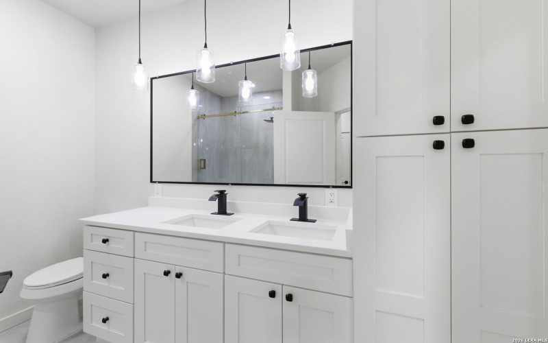 374 County Road 124, Floresville, TX 78114, 3 Habitaciones Habitaciones , ,2 BañosBaños,Residential,En Venta,374 County Road 124,0,1943647