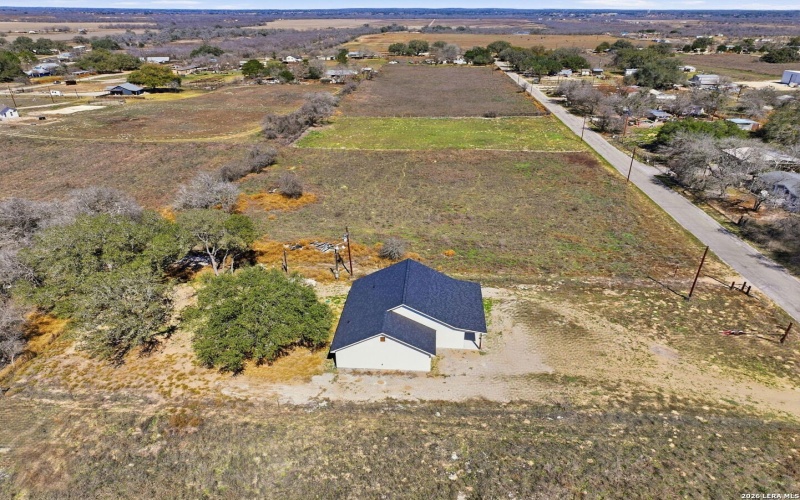 374 County Road 124, Floresville, TX 78114, 3 Habitaciones Habitaciones , ,2 BañosBaños,Residential,En Venta,374 County Road 124,0,1943647