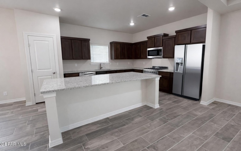 12885 CRYSTAL DOWNS, El Paso, TX 79928, 4 Habitaciones Habitaciones , ,3 BañosBaños,Residential,En Venta,12885 CRYSTAL DOWNS,0,938808