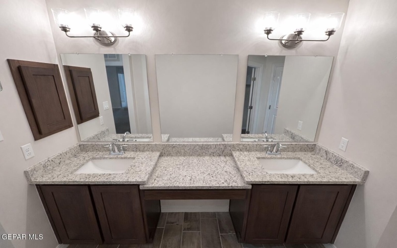 12885 CRYSTAL DOWNS, El Paso, TX 79928, 4 Habitaciones Habitaciones , ,3 BañosBaños,Residential,En Venta,12885 CRYSTAL DOWNS,0,938808