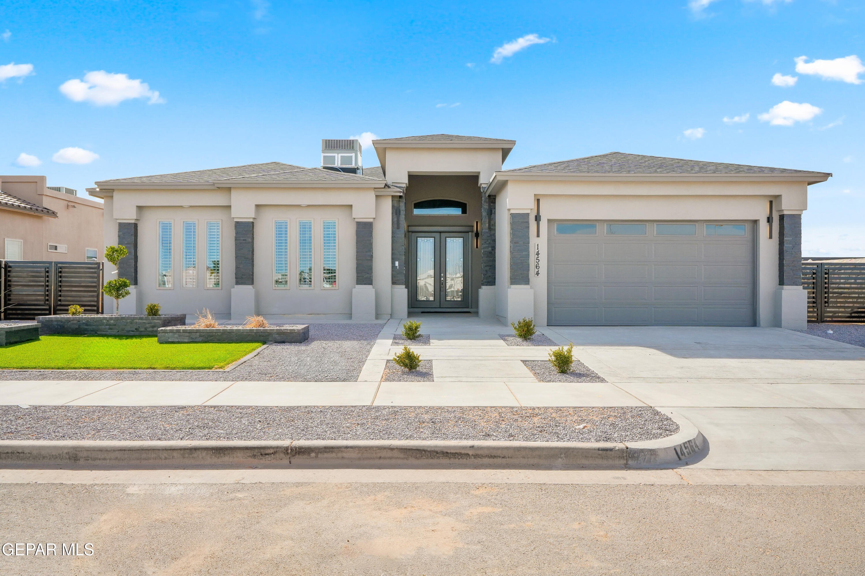 13010 BUCKLEBURY, El Paso, TX 79928, 4 Habitaciones Habitaciones , ,2 BañosBaños,Residential,En Venta,13010 BUCKLEBURY,0,938809