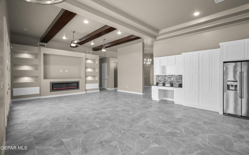 13010 BUCKLEBURY, El Paso, TX 79928, 4 Habitaciones Habitaciones , ,2 BañosBaños,Residential,En Venta,13010 BUCKLEBURY,0,938809