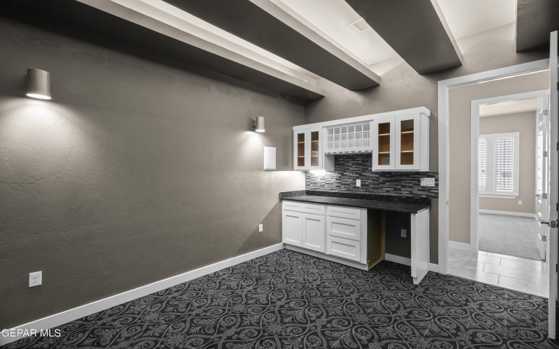 13010 BUCKLEBURY, El Paso, TX 79928, 4 Habitaciones Habitaciones , ,2 BañosBaños,Residential,En Venta,13010 BUCKLEBURY,0,938809