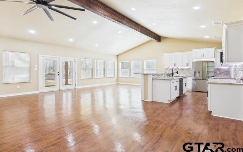 910 Cream Level Rd, Athens, TX 75751, 9 Habitaciones Habitaciones , ,5 BañosBaños,Residential,En Venta,910 Cream Level Rd,0,26002612