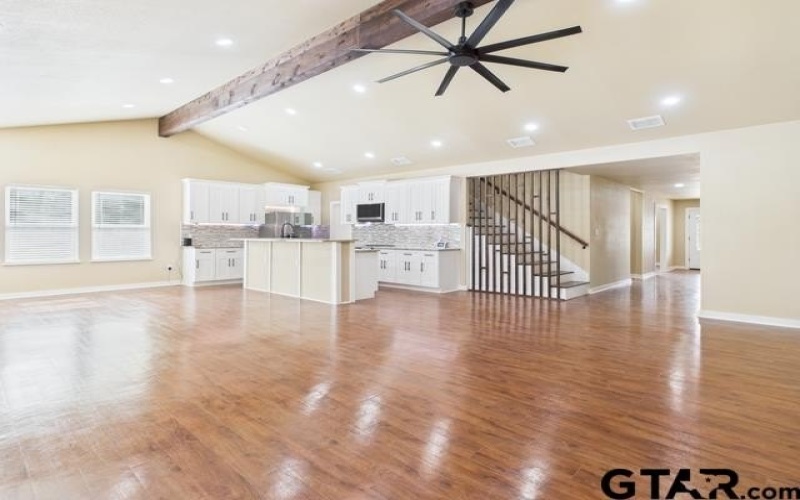 910 Cream Level Rd, Athens, TX 75751, 9 Habitaciones Habitaciones , ,5 BañosBaños,Residential,En Venta,910 Cream Level Rd,0,26002612