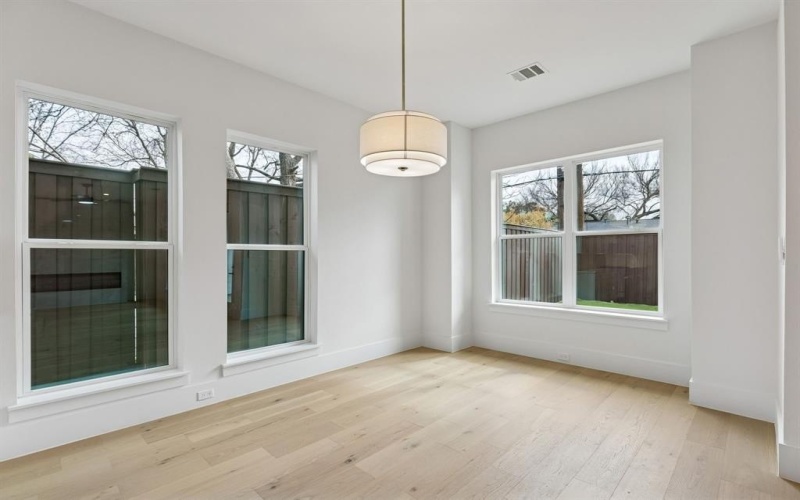 2656 Leta Mae Lane, Farmers Branch, TX 75234, 4 Habitaciones Habitaciones , ,3 BañosBaños,Residential,En Venta,2656 Leta Mae Lane,0,21184561