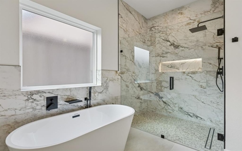 2656 Leta Mae Lane, Farmers Branch, TX 75234, 4 Habitaciones Habitaciones , ,3 BañosBaños,Residential,En Venta,2656 Leta Mae Lane,0,21184561