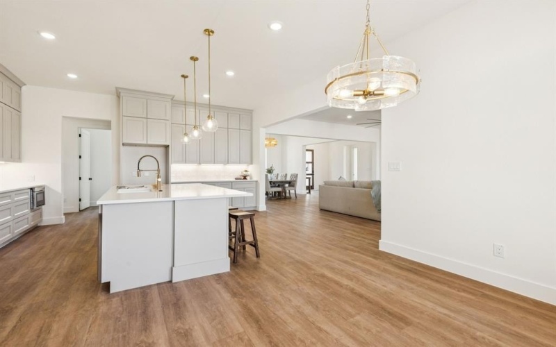 711 Hummingbird Lane, Justin, TX 76247, 4 Bedrooms Bedrooms, ,3 BathroomsBathrooms,Residential,For Sale,711 Hummingbird Lane,0,21187350