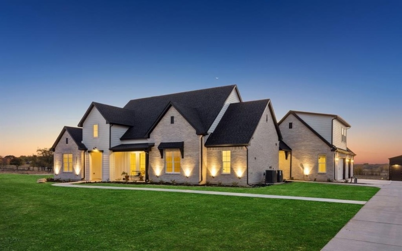 711 Hummingbird Lane, Justin, TX 76247, 4 Bedrooms Bedrooms, ,3 BathroomsBathrooms,Residential,For Sale,711 Hummingbird Lane,0,21187350