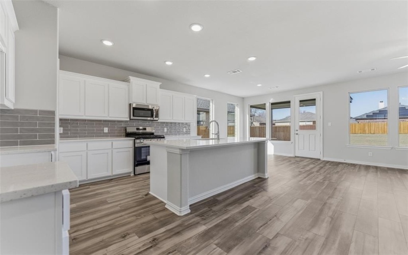 3505 Helena Street, Gainesville, TX 76240, 4 Bedrooms Bedrooms, ,2 BathroomsBathrooms,Residential,For Sale,3505 Helena Street,0,21187631