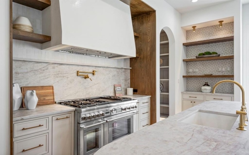 7159 Wildgrove Avenue, Dallas, TX 75214, 5 Habitaciones Habitaciones , ,5 BañosBaños,Residential,En Venta,7159 Wildgrove Avenue,0,21188204