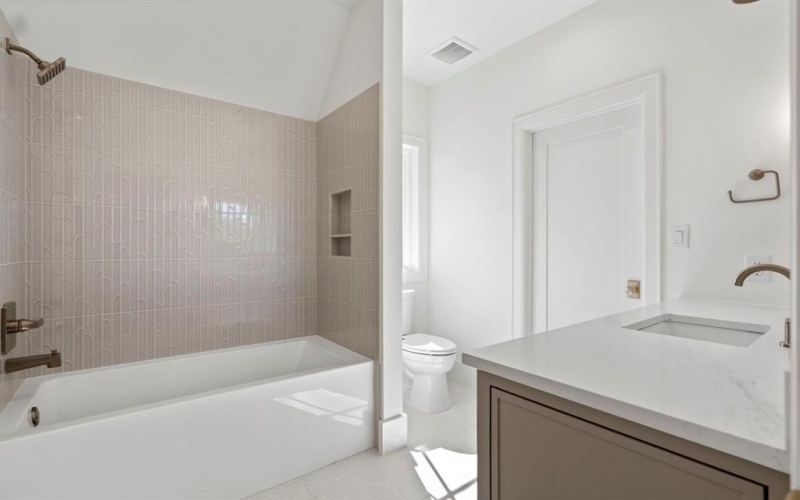 7159 Wildgrove Avenue, Dallas, TX 75214, 5 Habitaciones Habitaciones , ,5 BañosBaños,Residential,En Venta,7159 Wildgrove Avenue,0,21188204