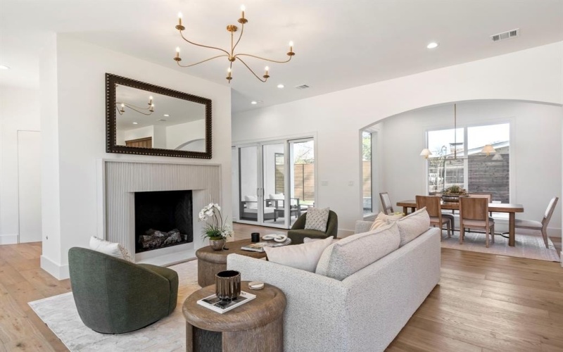 7159 Wildgrove Avenue, Dallas, TX 75214, 5 Habitaciones Habitaciones , ,5 BañosBaños,Residential,En Venta,7159 Wildgrove Avenue,0,21188204