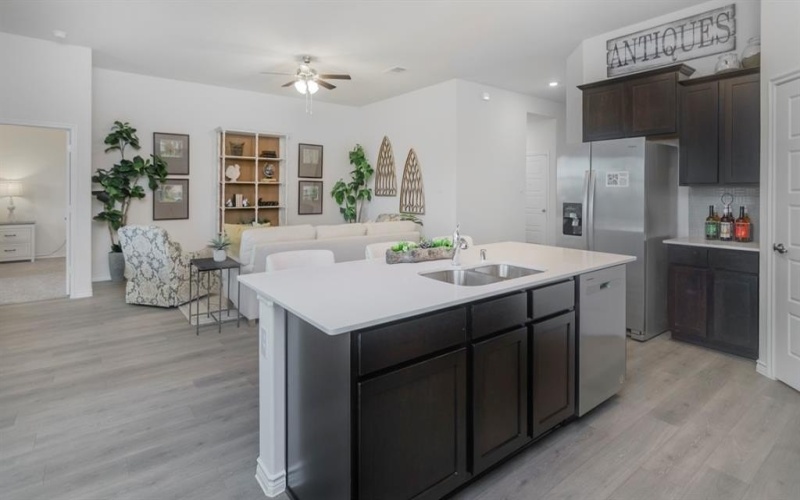 9513 Tamarack Drive, Oak Point, TX 75068, 4 Bedrooms Bedrooms, ,2 BathroomsBathrooms,Residential,For Sale,9513 Tamarack Drive,0,21188497