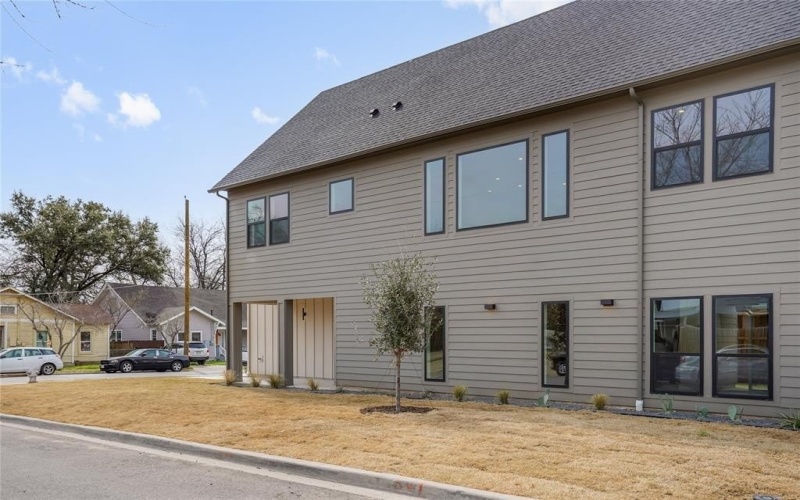 5445 Terry Street, Dallas, TX 75223, 3 Bedrooms Bedrooms, ,2 BathroomsBathrooms,Residential,For Sale,5445 Terry Street,0,21188511