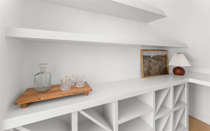 6911 Mohawk Drive, Dallas, TX 75235, 3 Bedrooms Bedrooms, ,2 BathroomsBathrooms,Residential,For Sale,6911 Mohawk Drive,0,21188517