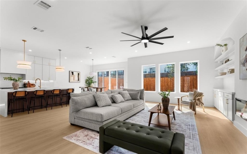 6911 Mohawk Drive, Dallas, TX 75235, 3 Bedrooms Bedrooms, ,2 BathroomsBathrooms,Residential,For Sale,6911 Mohawk Drive,0,21188517