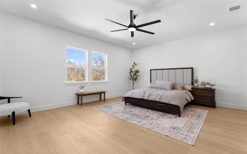 6911 Mohawk Drive, Dallas, TX 75235, 3 Bedrooms Bedrooms, ,2 BathroomsBathrooms,Residential,For Sale,6911 Mohawk Drive,0,21188517