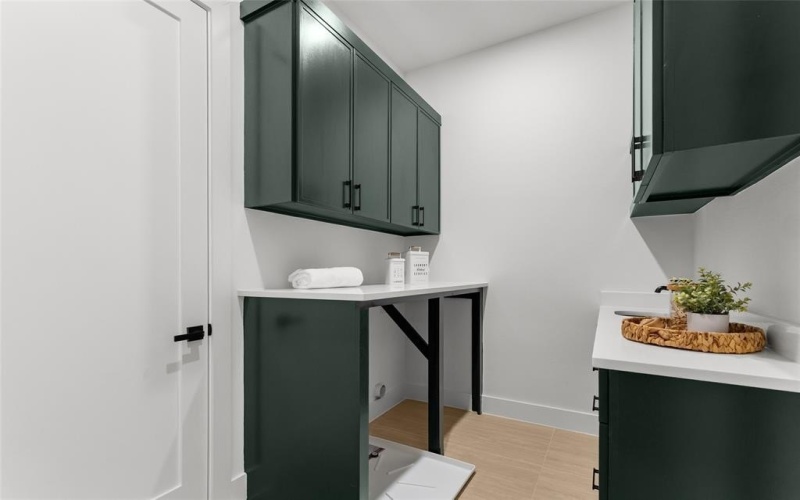 6913 Mohawk Drive, Dallas, TX 75235, 3 Bedrooms Bedrooms, ,2 BathroomsBathrooms,Residential,For Sale,6913 Mohawk Drive,0,21188518