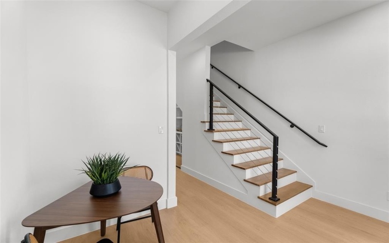 6913 Mohawk Drive, Dallas, TX 75235, 3 Bedrooms Bedrooms, ,2 BathroomsBathrooms,Residential,For Sale,6913 Mohawk Drive,0,21188518