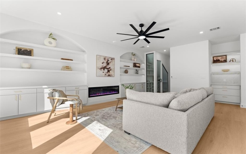 6911 & 6913 Mohawk Drive, Dallas, TX 75235, 6 Habitaciones Habitaciones , ,5 BañosBaños,Residential Multi Family,En Venta,6911 & 6913 Mohawk Drive,0,21188520