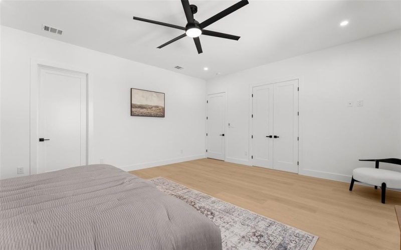 6911 & 6913 Mohawk Drive, Dallas, TX 75235, 6 Habitaciones Habitaciones , ,5 BañosBaños,Residential Multi Family,En Venta,6911 & 6913 Mohawk Drive,0,21188520