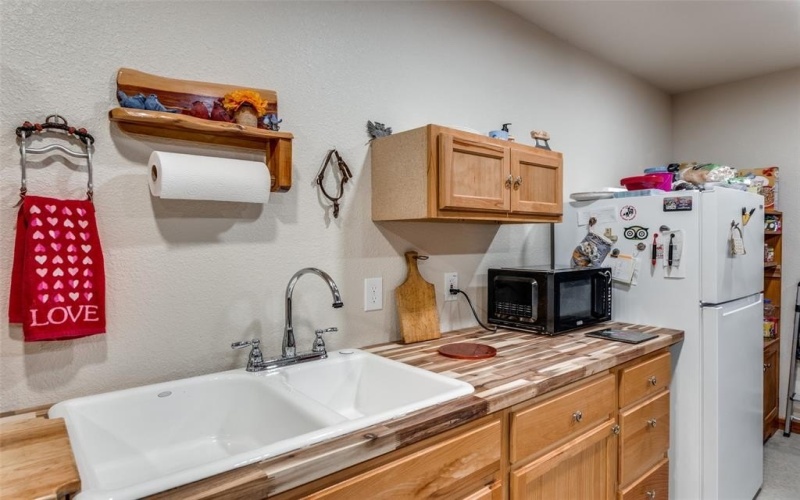 218 Homestead Court, Lipan, TX 76462, 1 Bedroom Bedrooms, ,1 BathroomBathrooms,Residential,For Sale,218 Homestead Court,0,21188546