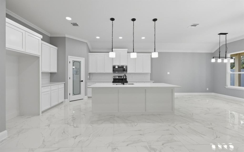 2513 Laurel Street, Grand Prairie, TX 75050, 4 Habitaciones Habitaciones , ,2 BañosBaños,Residential,En Venta,2513 Laurel Street,0,21188606