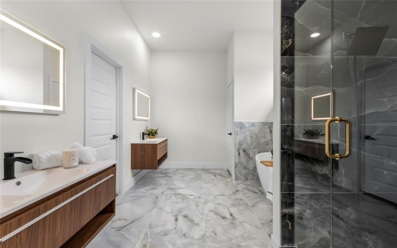 8910 Wadlington Avenue, Dallas, TX 75217, 3 Habitaciones Habitaciones , ,3 BañosBaños,Residential,En Venta,8910 Wadlington Avenue,0,21188872