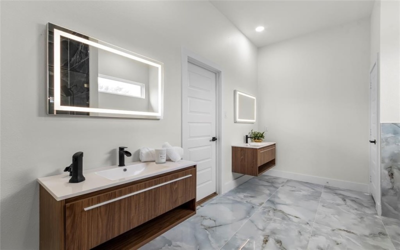 8910 Wadlington Avenue, Dallas, TX 75217, 3 Habitaciones Habitaciones , ,3 BañosBaños,Residential,En Venta,8910 Wadlington Avenue,0,21188872