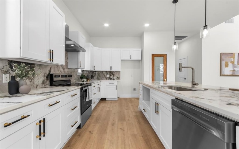 8910 Wadlington Avenue, Dallas, TX 75217, 3 Habitaciones Habitaciones , ,3 BañosBaños,Residential,En Venta,8910 Wadlington Avenue,0,21188872