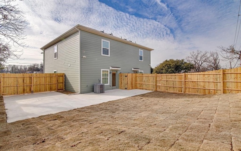 3157 N Glen Garden Drive, Fort Worth, TX 76119, 6 Bedrooms Bedrooms, ,2 BathroomsBathrooms,Residential Multi Family,For Sale,3157 N Glen Garden Drive,0,21188974