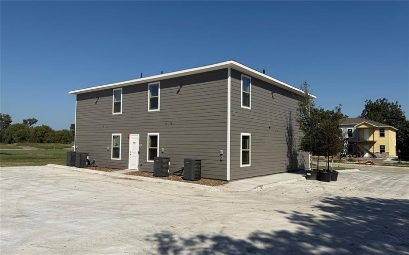 3005 Grey Wolf Circle, Denton, TX 76209, 3 Bedrooms Bedrooms, ,2 BathroomsBathrooms,Residential Multi Family,For Sale,3005 Grey Wolf Circle,0,21189302