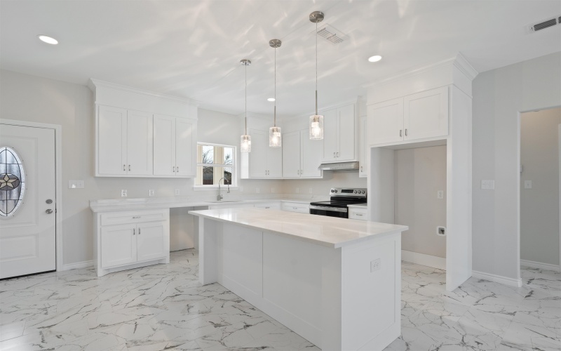 338 Ray, Del Rio, TX 78840, 3 Bedrooms Bedrooms, ,2 BathroomsBathrooms,Residential,For Sale,338 Ray,0,208209