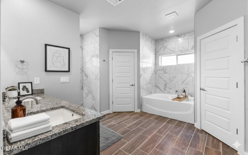 937 Nayland Place, El Paso, TX 79928, 4 Habitaciones Habitaciones , ,2 BañosBaños,Residential,En Venta,937 Nayland Place,0,917391