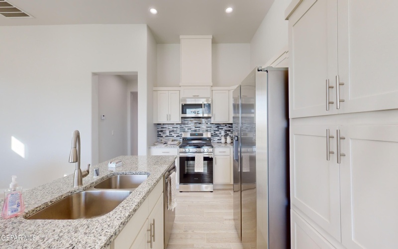 11110 Ground Cherry Street, El Paso, TX 79934, 4 Bedrooms Bedrooms, ,1 BathroomBathrooms,Residential,For Sale,11110 Ground Cherry Street,0,917681