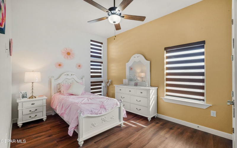 13022 BUCKLEBURY, El Paso, TX 79928, 4 Habitaciones Habitaciones , ,2 BañosBaños,Residential,En Venta,13022 BUCKLEBURY,0,938830