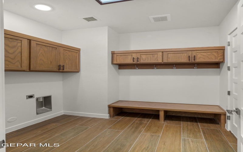 13022 BUCKLEBURY, El Paso, TX 79928, 4 Habitaciones Habitaciones , ,2 BañosBaños,Residential,En Venta,13022 BUCKLEBURY,0,938830