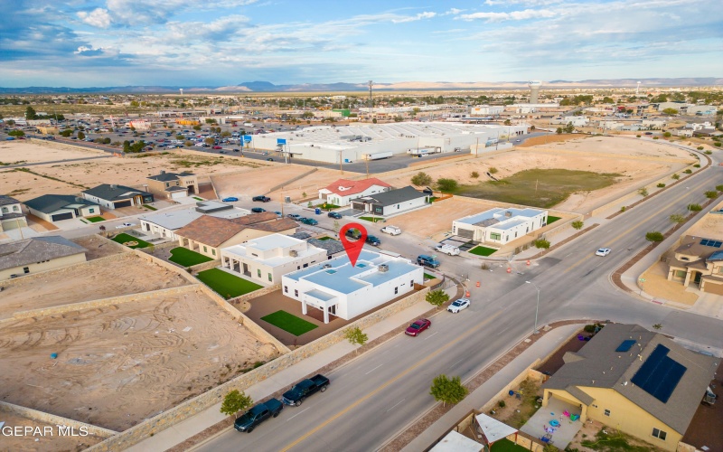 13022 BUCKLEBURY, El Paso, TX 79928, 4 Habitaciones Habitaciones , ,2 BañosBaños,Residential,En Venta,13022 BUCKLEBURY,0,938830