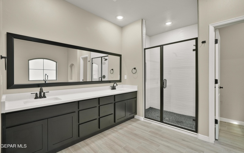 1929 CONCHO Court, El Paso, TX 79911, 4 Habitaciones Habitaciones , ,3 BañosBaños,Residential,En Venta,1929 CONCHO Court,0,938874