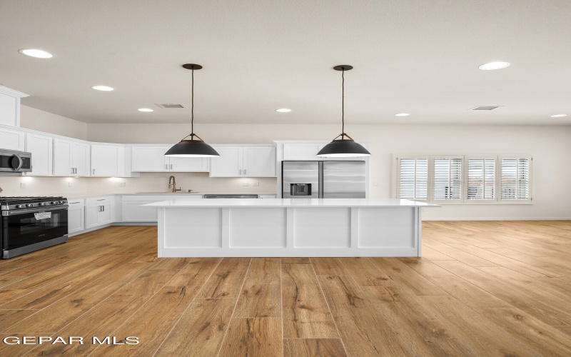 309 EMERALD SPACE, El Paso, TX 79928, 4 Bedrooms Bedrooms, ,2 BathroomsBathrooms,Residential,For Sale,309 EMERALD SPACE,0,938880