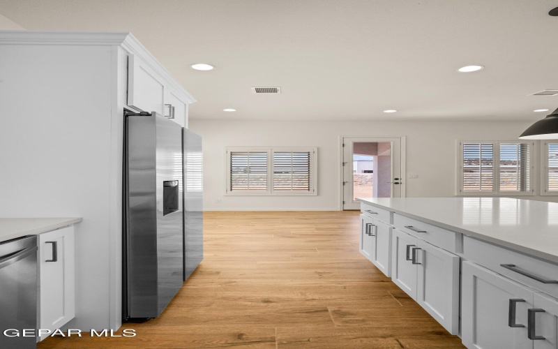 309 EMERALD SPACE, El Paso, TX 79928, 4 Bedrooms Bedrooms, ,2 BathroomsBathrooms,Residential,For Sale,309 EMERALD SPACE,0,938880