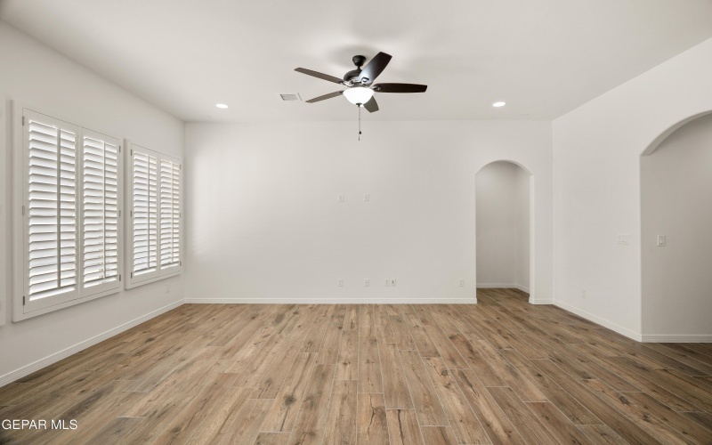 309 EMERALD SPACE, El Paso, TX 79928, 4 Bedrooms Bedrooms, ,2 BathroomsBathrooms,Residential,For Sale,309 EMERALD SPACE,0,938880